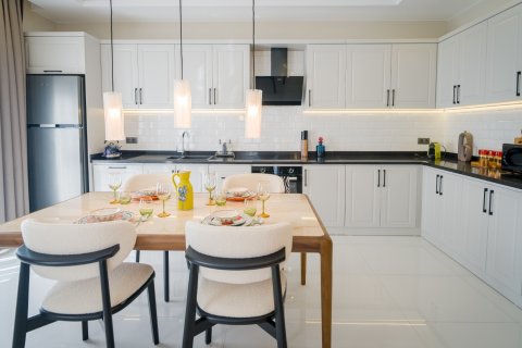 Аренда квартиры  в Аланье, Анталье, Турция 3+1, 130м2, №216903 – фото 2