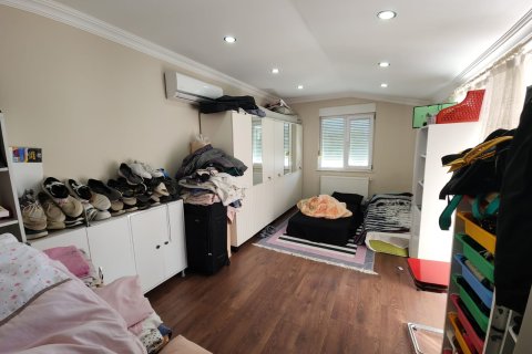 Продажа квартиры  в Анталье, Турция 5+2, 280м2, №223318 – фото 4