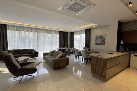 ویلا در Alanya ، ترکیه 3 خوابه ، 200 متر مربع. شماره 217627 - 3