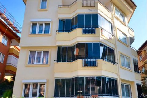 2+1 Apartment  in Oba, Antalya, Turkey No. 237911