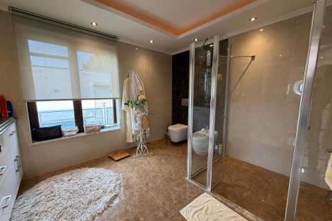 Villa for sale  in Alanya, Antalya, Turkey, 3 bedrooms, 250m2, No. 217346 – photo 23