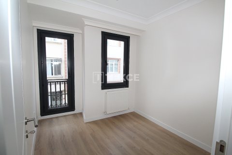 Apartment for sale  in Istanbul, Turkey, 2 bedrooms, 60m2, No. 213165 – photo 9