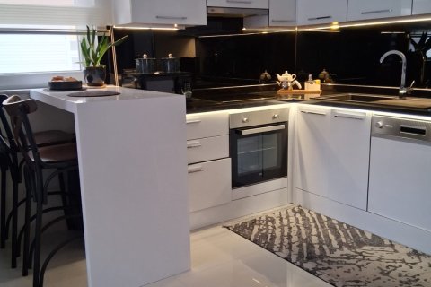 1+1 Lägenhet i Alanya, Antalya, Turkiet Nr. 227528 - 2