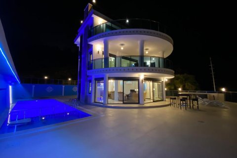 5+1 Villa  in Kestel, Antalya, Türkei Nr. 219243 - 13