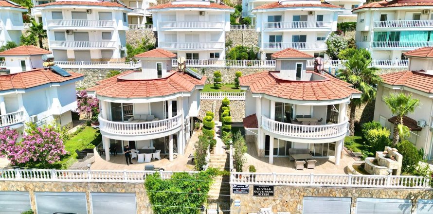 Вилла  3+1 в Аланье, Анталья, Турция №219239