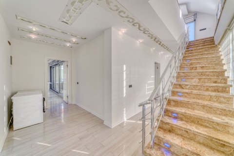 5+1 Villa  i Alanya, Antalya, Tyrkia Nr. 217925 - 9