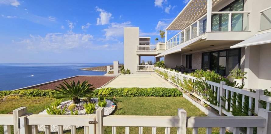 5+1 Leilighet  i Bodrum, Mugla, Tyrkia Nr. 215430