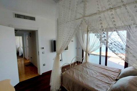 5+2 Villa  in Bodrum, Mugla, Türkei Nr. 215434 - 24