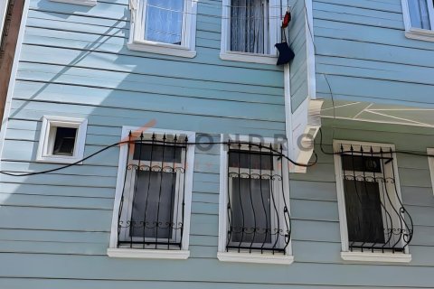 Villa for sale  in Fatih, Istanbul, Turkey, 9 bedrooms, 170m2, No. 232331 – photo 4