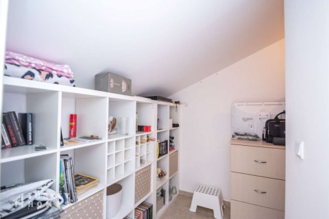 Продажа квартиры  в Аланье, Анталье, Турция 3+1, 155м2, №232998 – фото 18