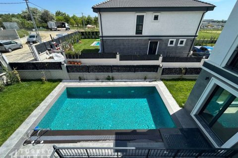 Villa 4+1 İstanbul, Türkiye №233001 - 10