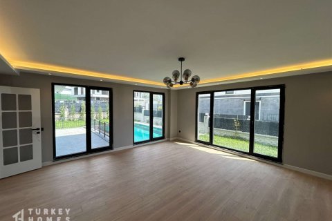 Villa 4+1 İstanbul, Türkiye №233001 - 5