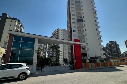 1+1 Apartment  in Mersin, Turkey No. 230198