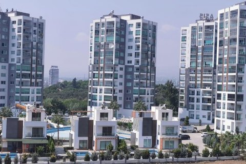 1+1 Apartment  in Tomuk, Mersin, Turkey No. 230197