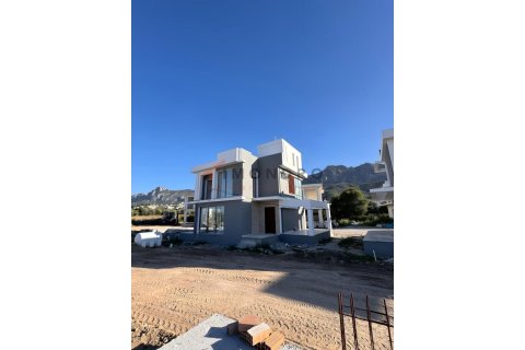 3+1 Villa  i Lapta, Girne,  Nr. 212306 - 10