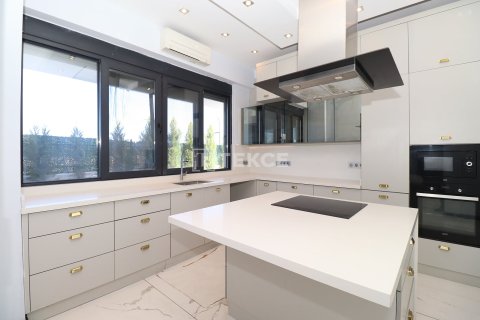 5+1 Villa  i Dosemealti, Antalya, Tyrkiet Nr. 222163 - 22