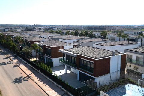 5+1 Villa  i Dosemealti, Antalya, Tyrkiet Nr. 222163 - 6