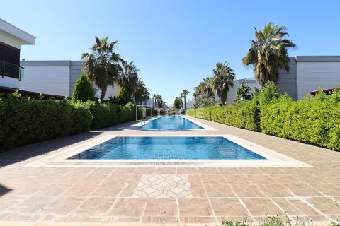 5+1 Villa  i Dosemealti, Antalya, Tyrkiet Nr. 222163 - 4