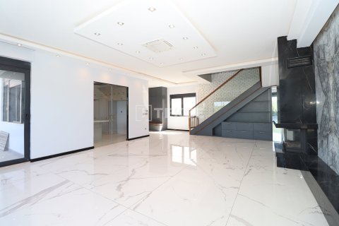 5+1 Villa  i Dosemealti, Antalya, Tyrkiet Nr. 222163 - 18