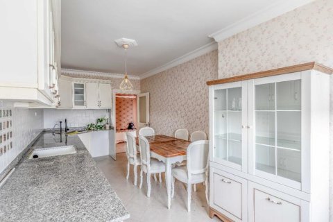 Apartment for sale  in Alanya, Antalya, Turkey, 2 bedrooms, 120m2, No. 213228 – photo 27