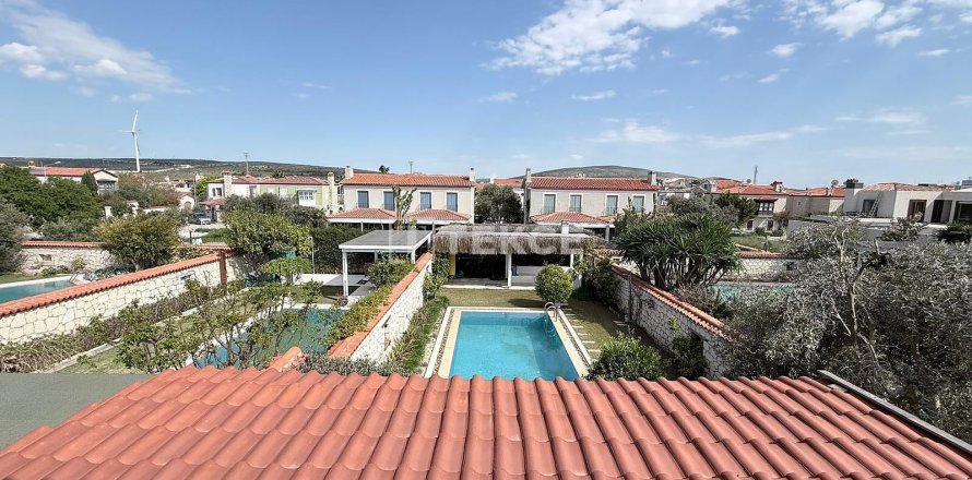 3+1 Villa  in Cesme, Izmir, Türkei Nr. 224725