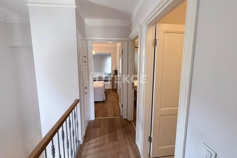 3+1 Villa  in Cesme, Izmir, Türkei Nr. 224725 - 30