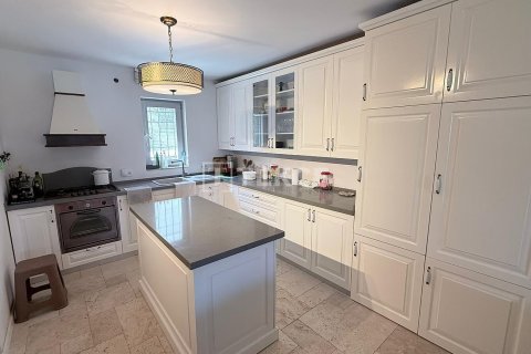 3+1 Villa  in Cesme, Izmir, Türkei Nr. 224725 - 17