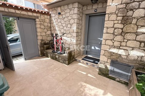 3+1 Villa  in Cesme, Izmir, Türkei Nr. 224725 - 14