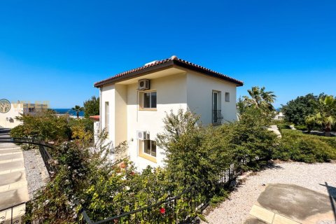 Продажа виллы  в Эсентепе, Гирне, Северный Кипр 3+1, 120м2, №214452 – фото 9