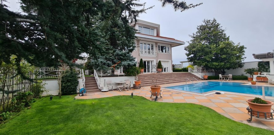 6+1 Villa  in Sariyer, Istanbul, Türkei Nr. 224525
