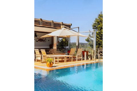 آپارتمان در Sariyer،  Istanbul ، ترکیه 6 خوابه ، 800 متر مربع.  شماره 224525 - 4