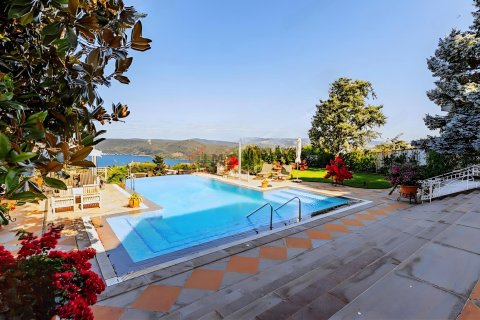 Daire  6+1  Sarıyer, İstanbul, Türkiye №224525