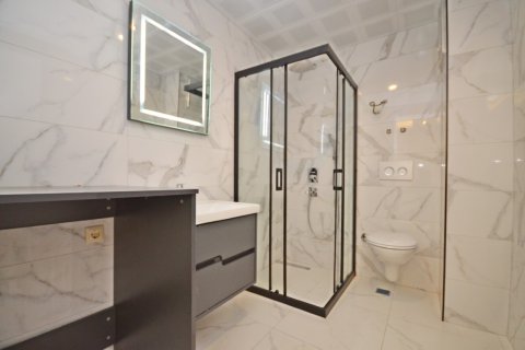 Аренда квартиры  в Аланье, Анталье, Турция 2+1, 110м2, №216911 – фото 30