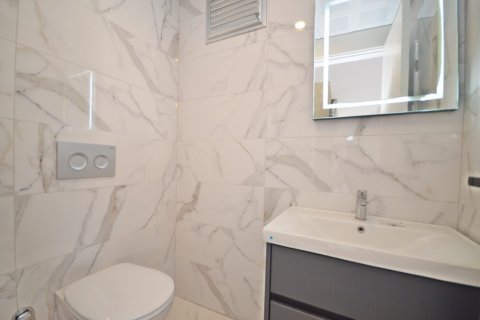 Аренда квартиры  в Аланье, Анталье, Турция 2+1, 110м2, №216911 – фото 21