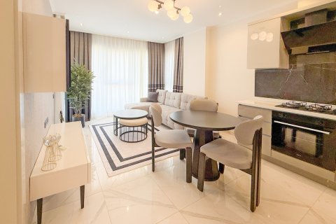 Аренда квартиры  в Аланье, Анталье, Турция 1+1, 75м2, №216748 – фото 21