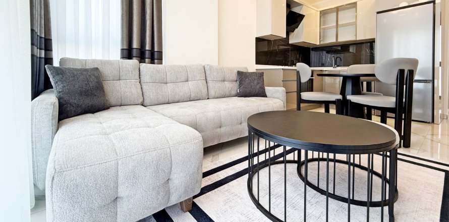 Квартира  1+1 в Аланье, Анталья, Турция №216748