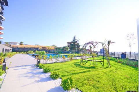 Аренда квартиры  в Аланье, Анталье, Турция 1+1, 75м2, №216748 – фото 2