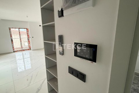 Продажа квартиры  в Измире, Турция 2+1, 101м2, №212703 – фото 15