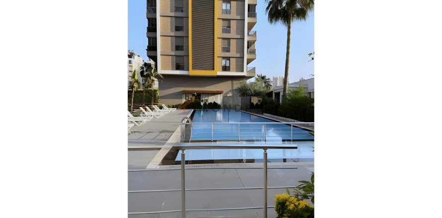 2+1 Lejlighed  i Konyaalti, Antalya, Tyrkiet Nr. 216103