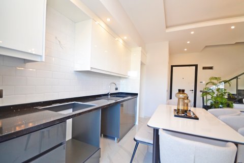 2+1 Lejlighed  i Alanya, Antalya, Tyrkiet Nr. 216539 - 23