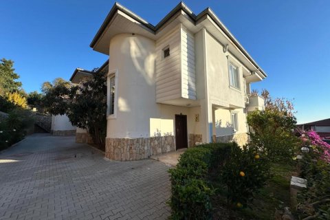 Villa for sale  in Alanya, Antalya, Turkey, 180m2, No. 222424 – photo 24