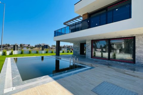 4+1 Villa  in Kemer, Antalya, Turkey No. 231465