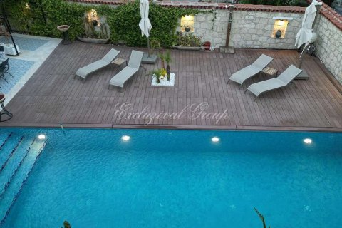 Продажа виллы  в Чешме, Измире, Турция 6+1, 350м2, №212146 – фото 16