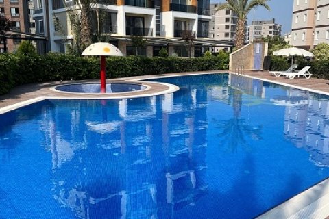 4+1 Apartment  in Mezitli, Mersin, Turkey No. 230966