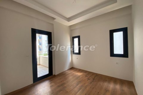 Продажа квартиры  в Мерсине, Турция 1+1, 65м2, №227771 – фото 8
