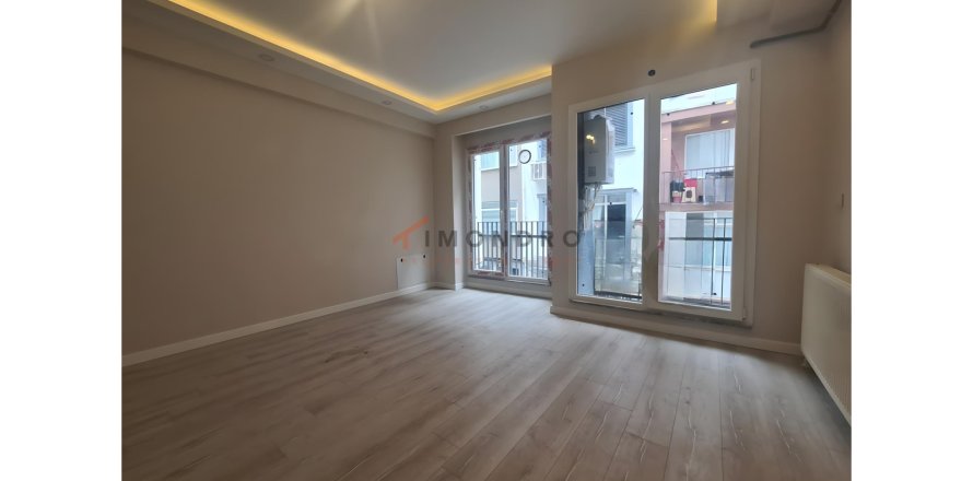 2+1 Lägenhet  i Besiktas, Istanbul, istanbul, Turkiet Nr. 215874