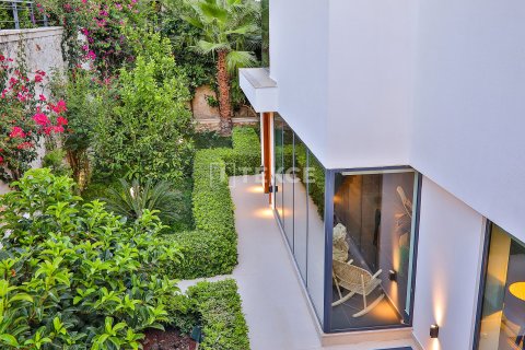 ویلا در  Kas ، ترکیه 4 خوابه ، 300 متر مربع.  شماره 221600 - 23