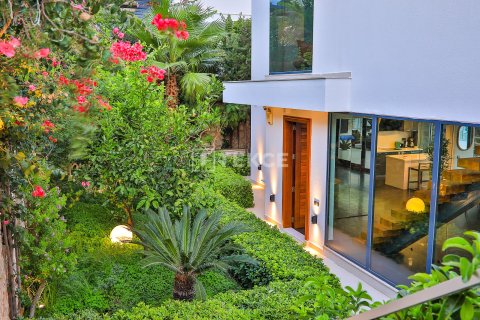 ویلا در  Kas ، ترکیه 4 خوابه ، 300 متر مربع.  شماره 221600 - 22