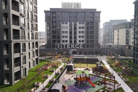 آپارتمان در  Istanbul ، ترکیه 4 خوابه ، 202 متر مربع.  شماره 221599