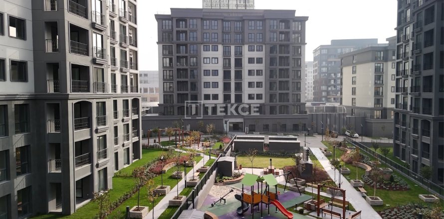 آپارتمان در  Istanbul ، ترکیه 4 خوابه ، 202 متر مربع.  شماره 221599